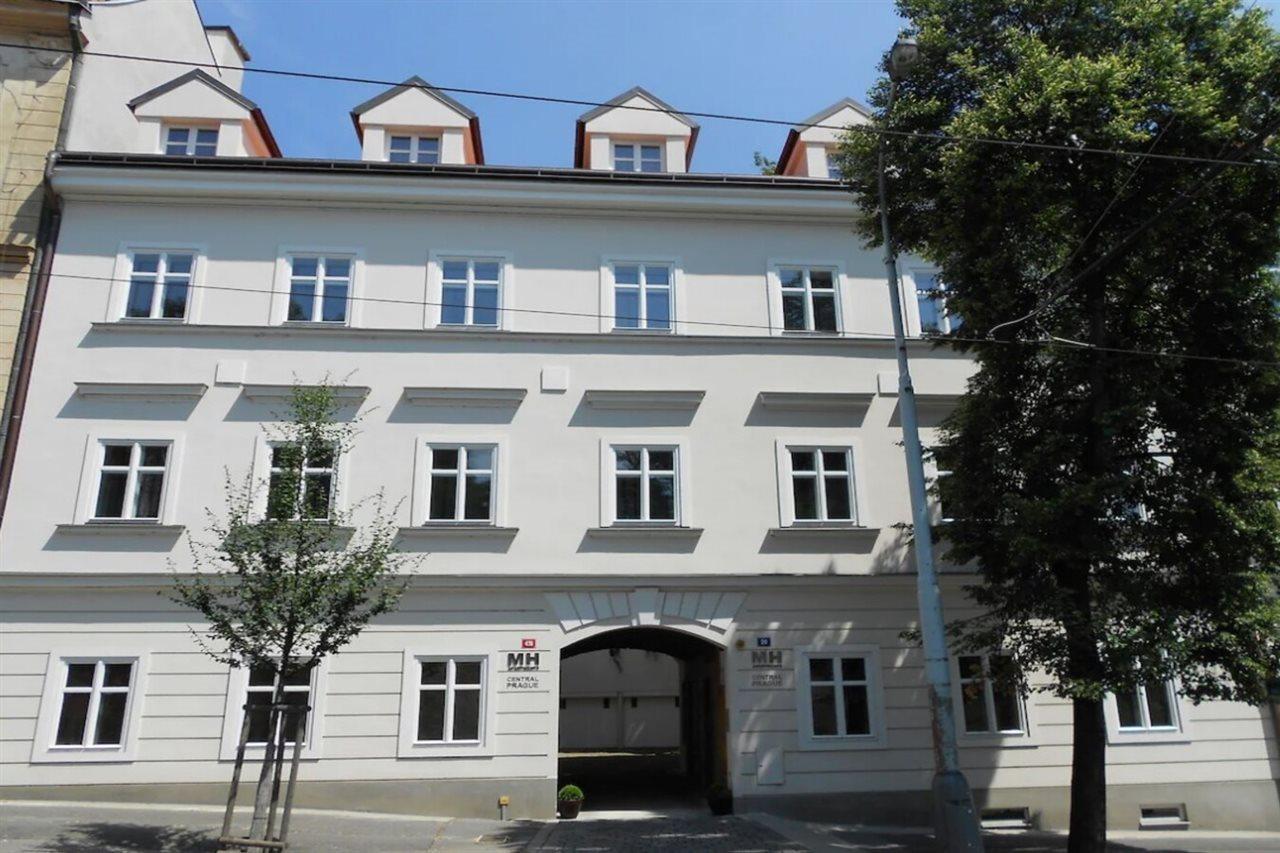 Central Prague Apartments Praga Exterior foto