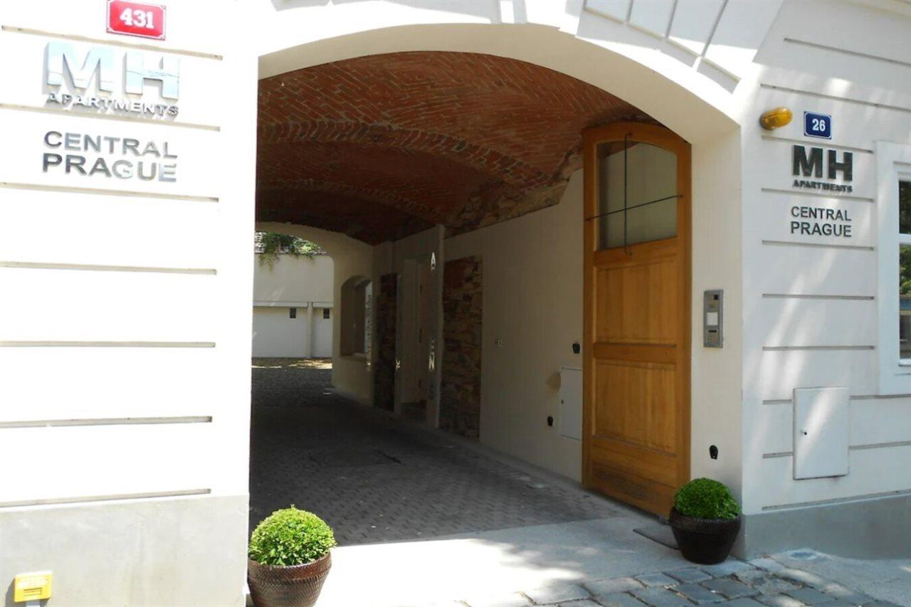Central Prague Apartments Praga Exterior foto